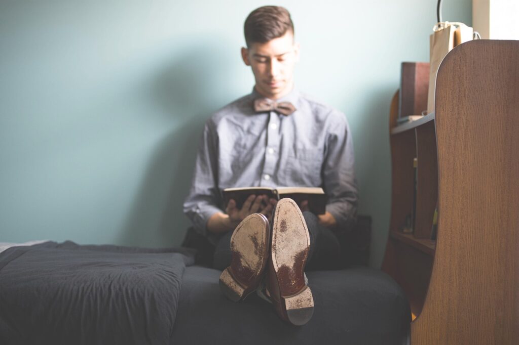 勉強にかける時間の目安はどれくらい？
